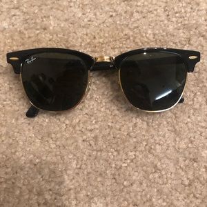 Black Ray-Ban Clubmaster Sunglasses